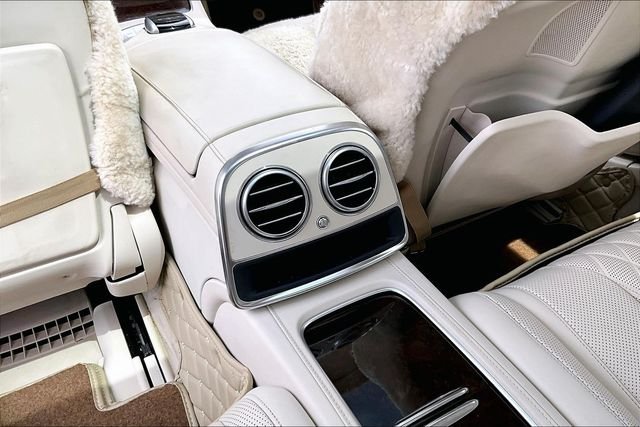 Used 2015 White Mercedes-Benz S 550 image 25