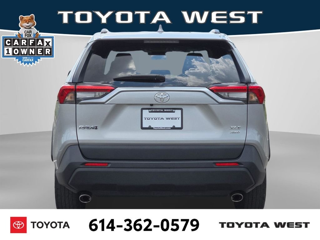 Used 2024 Silver Toyota XLE image 9