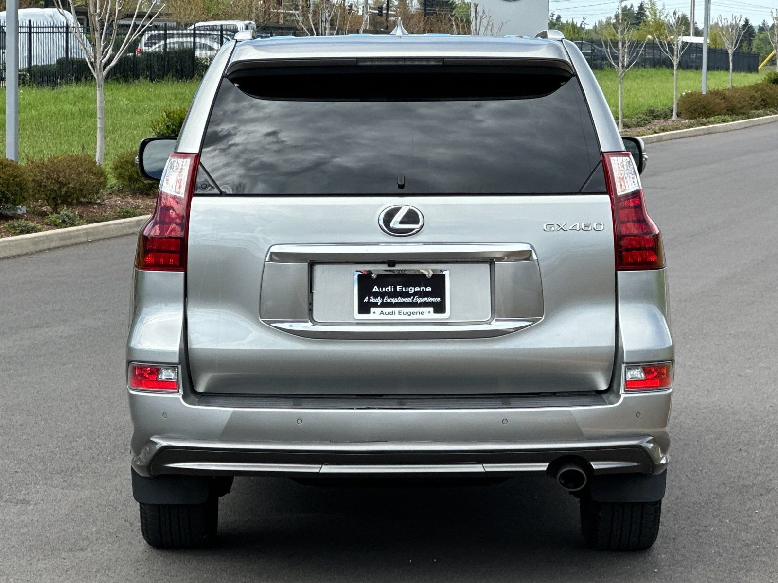 Used 2022 Silver Lexus 460 image 4