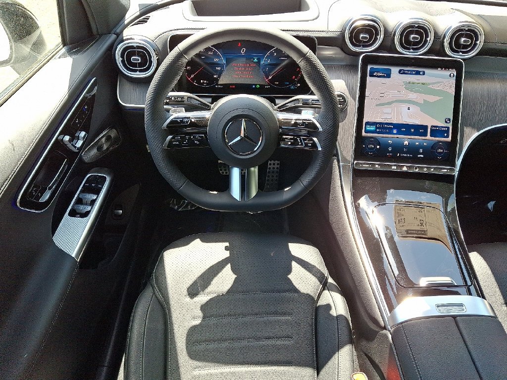 New 2026 Polar White Mercedes-Benz GLC 300 image 8