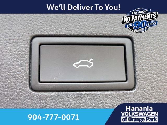 Used 2026  Volkswagen 2.0T SE w/Technology image 15