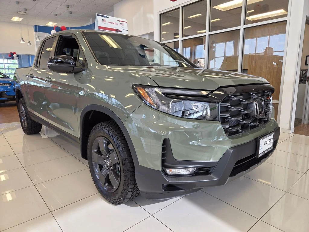 New 2026 Ash Green Metallic Honda TrailSport image 4