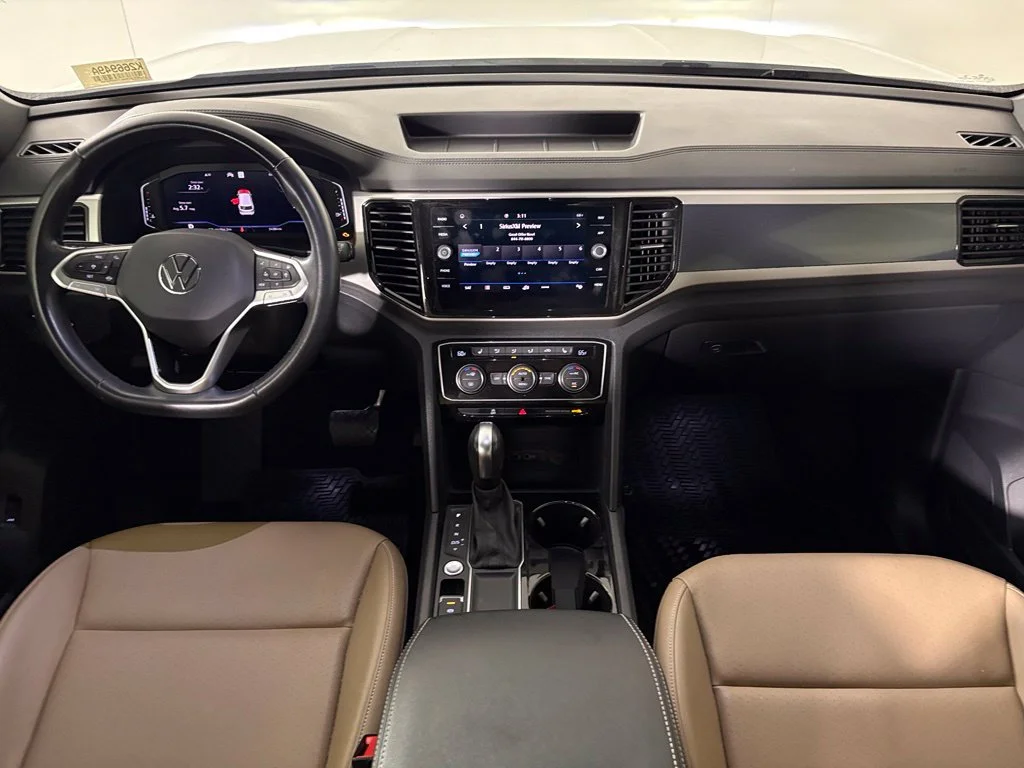 Used 2020 White Volkswagen 3.6L V6 SEL image 32