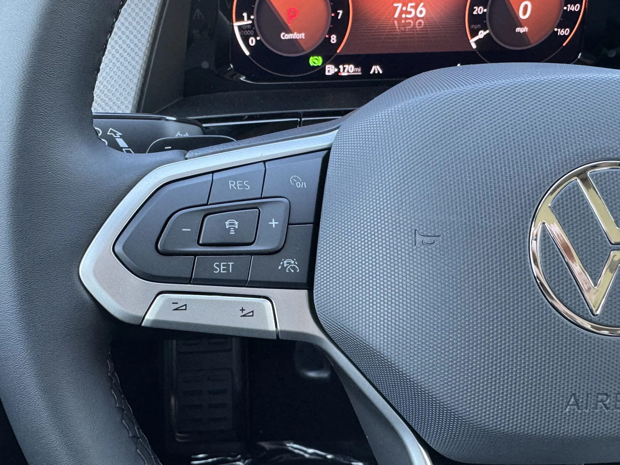 New 2026 Opal White Pearl Volkswagen 2.0T Peak Edition image 18