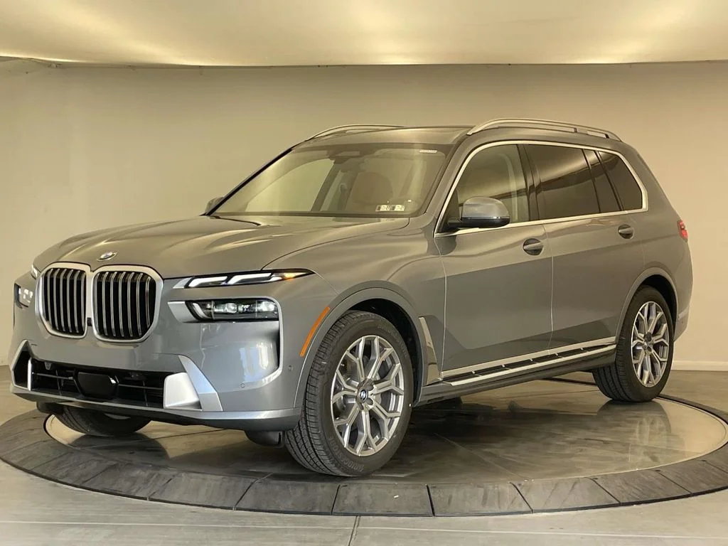 New 2027 Gray BMW xDrive40i image 1