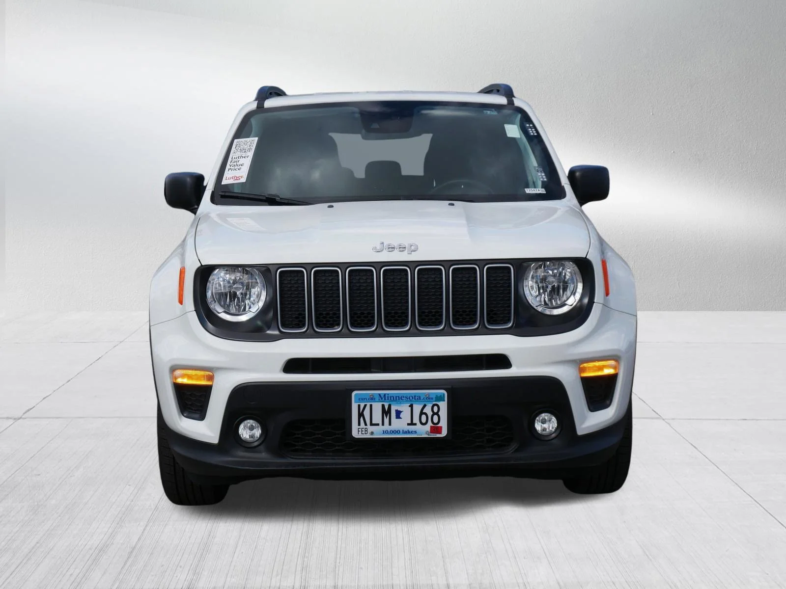 Used 2022 Jeep Renegade Latitude with VIN ZACNJDB10NPN80770 for sale in Brooklyn Park, Minnesota