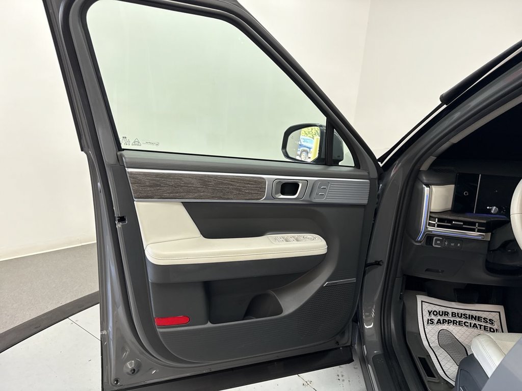 2024 Hyundai Santa Fe Limited - Photo 14