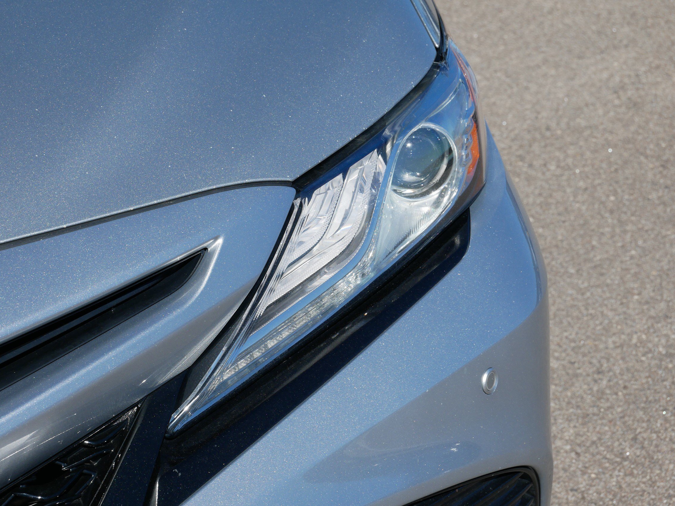 2020 Toyota Camry XSE - Photo 16
