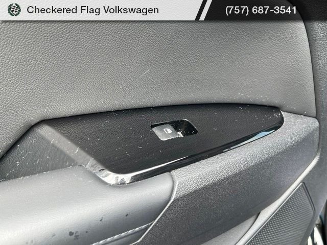 Used 2023 Ebony Black Kia EX image 23