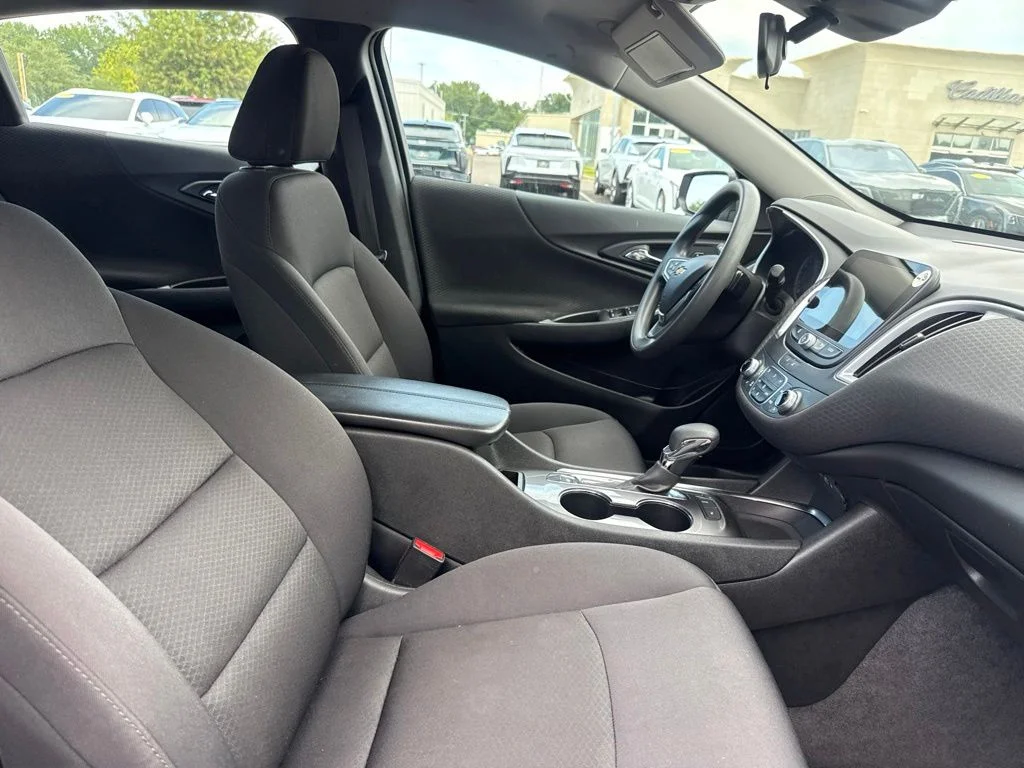 Used 2024 Sterling Gray Metallic Chevrolet LT image 14