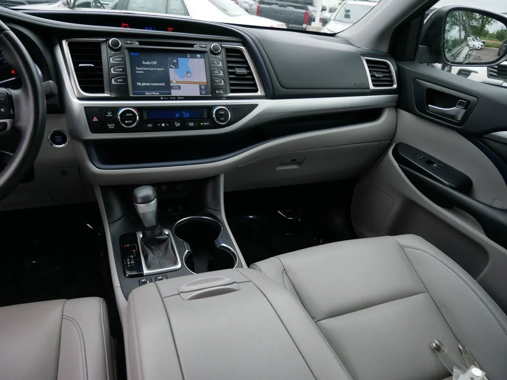 Certified Used 2019 Gray Toyota XLE image 14