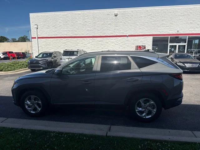 Used 2024 Gray Hyundai SEL image 4