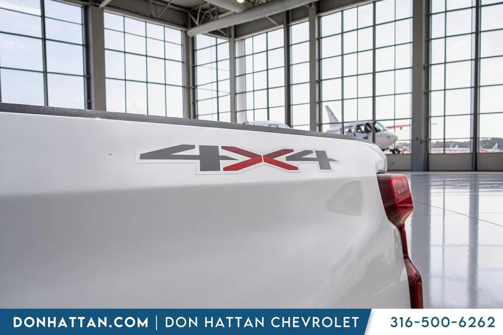 Used 2019 White Chevrolet WT image 24