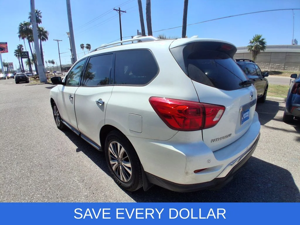 Used 2019 White Nissan SL image 4