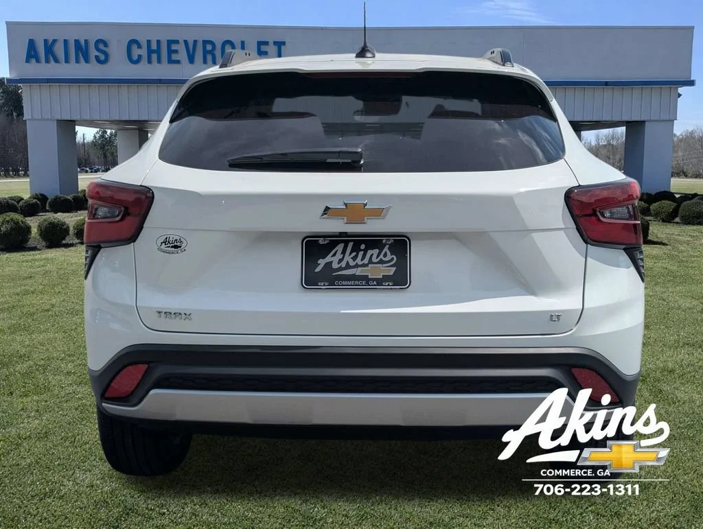 New 2026 Summit White Chevrolet LT image 5