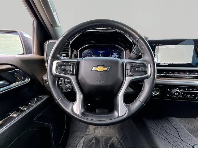 Used 2024 Black Chevrolet LT (2FL) image 17