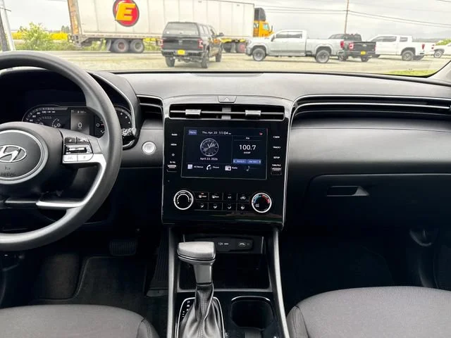 Used 2022 Intense Blue Hyundai SEL image 33