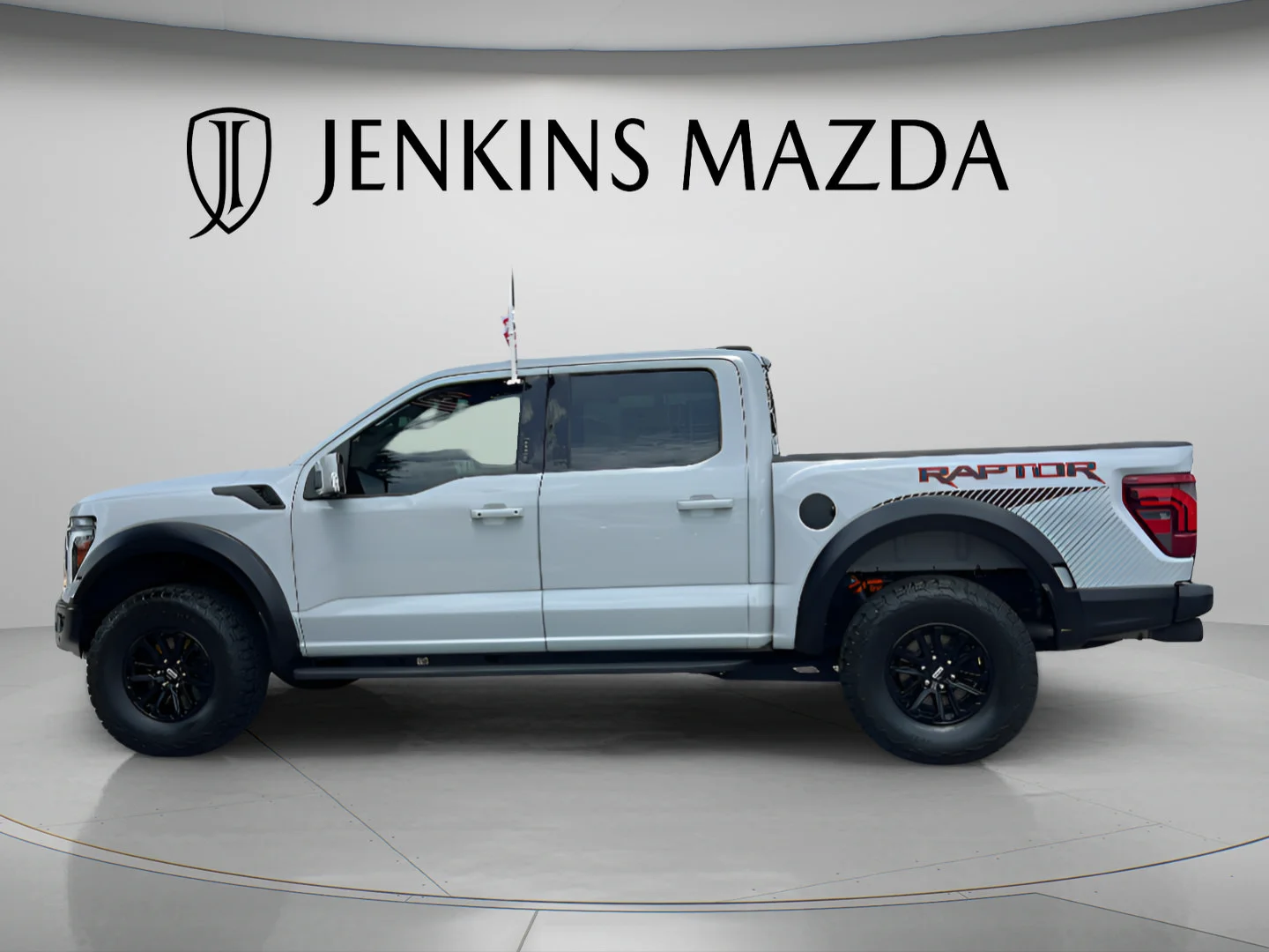 Used 2024 Avalanche Ford Raptor image 4