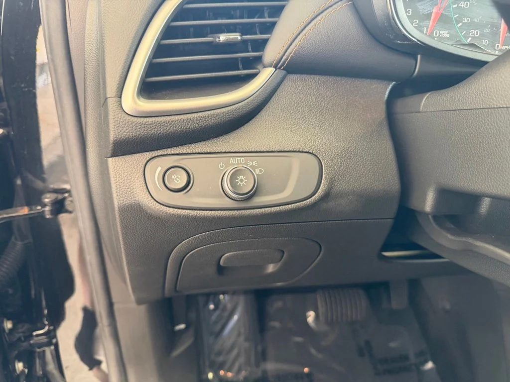 Used 2020 Black Chevrolet LS image 35