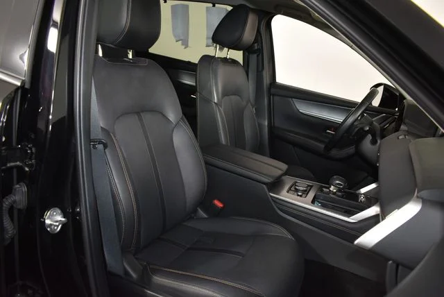 Used 2024 Black Mazda 3.3 Turbo Preferred image 15
