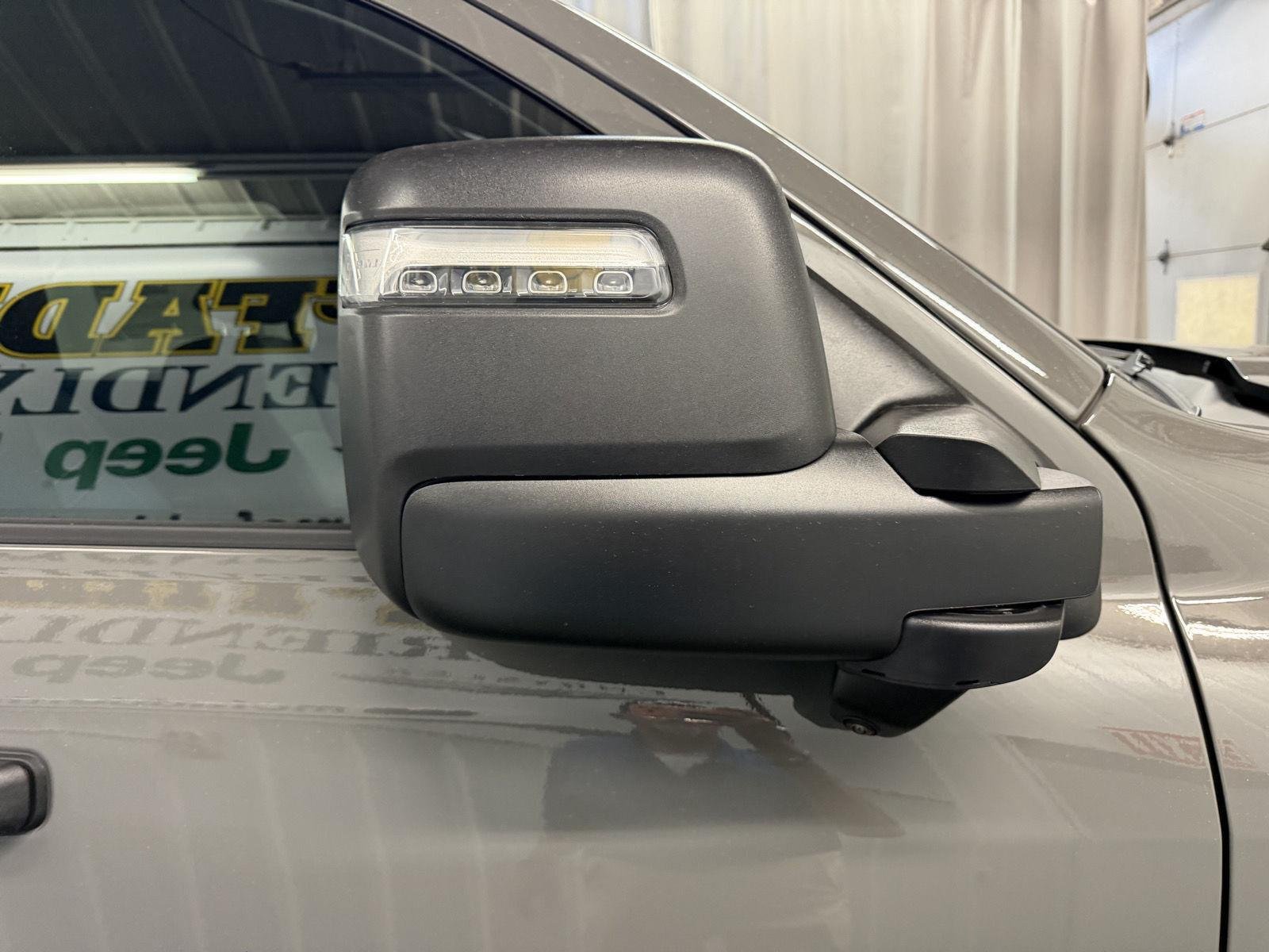 New 2026 Ceramic Gray Clear-Coat Exterior Paint RAM Big Horn image 57