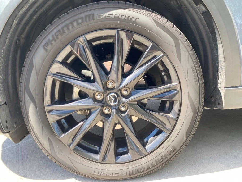 Used 2022 Gray Mazda 2.5 S Carbon Edition image 9