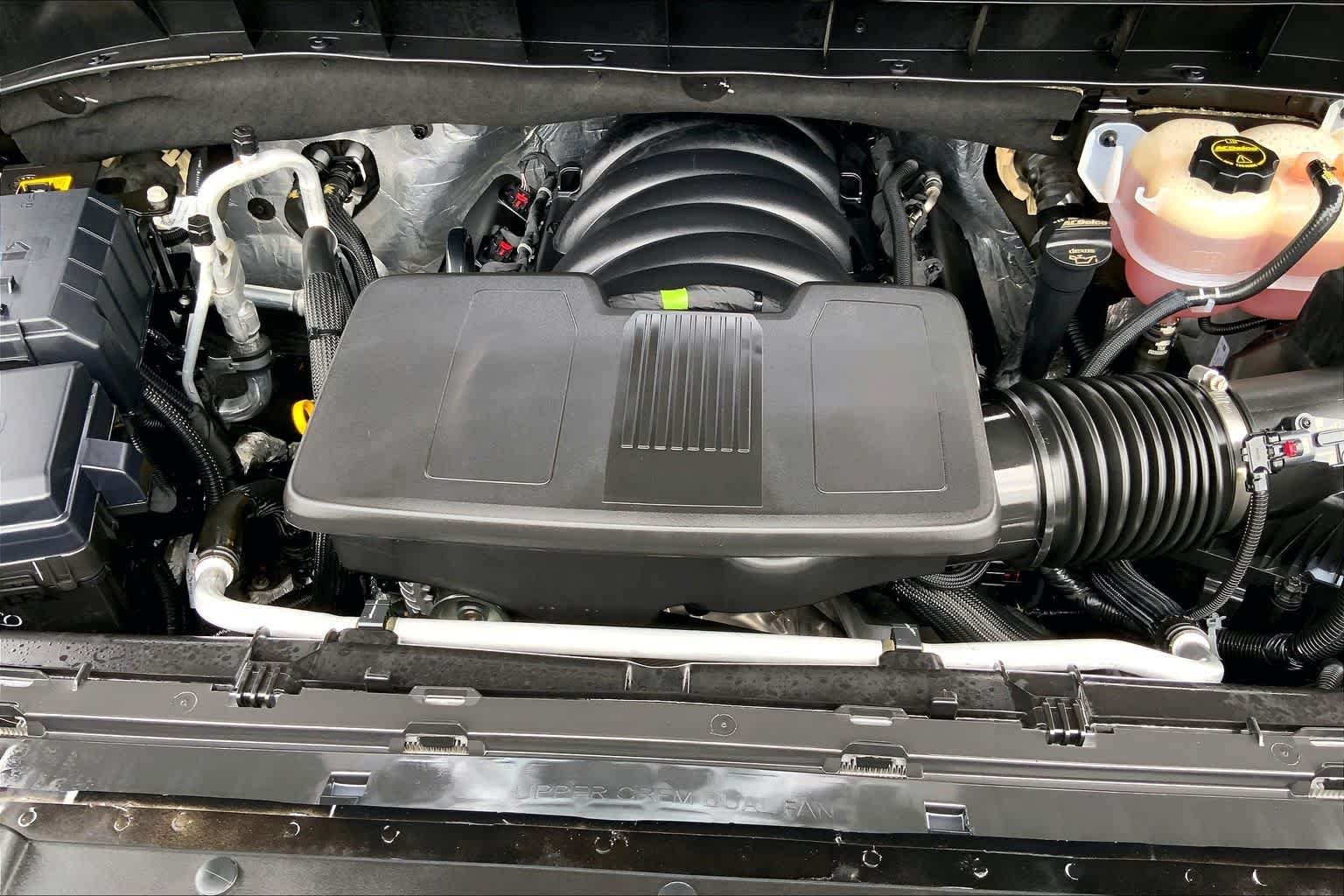 Used 2024 Black Chevrolet High Country image 32