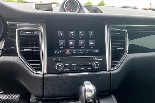 Used 2018 Black Porsche Base image 24