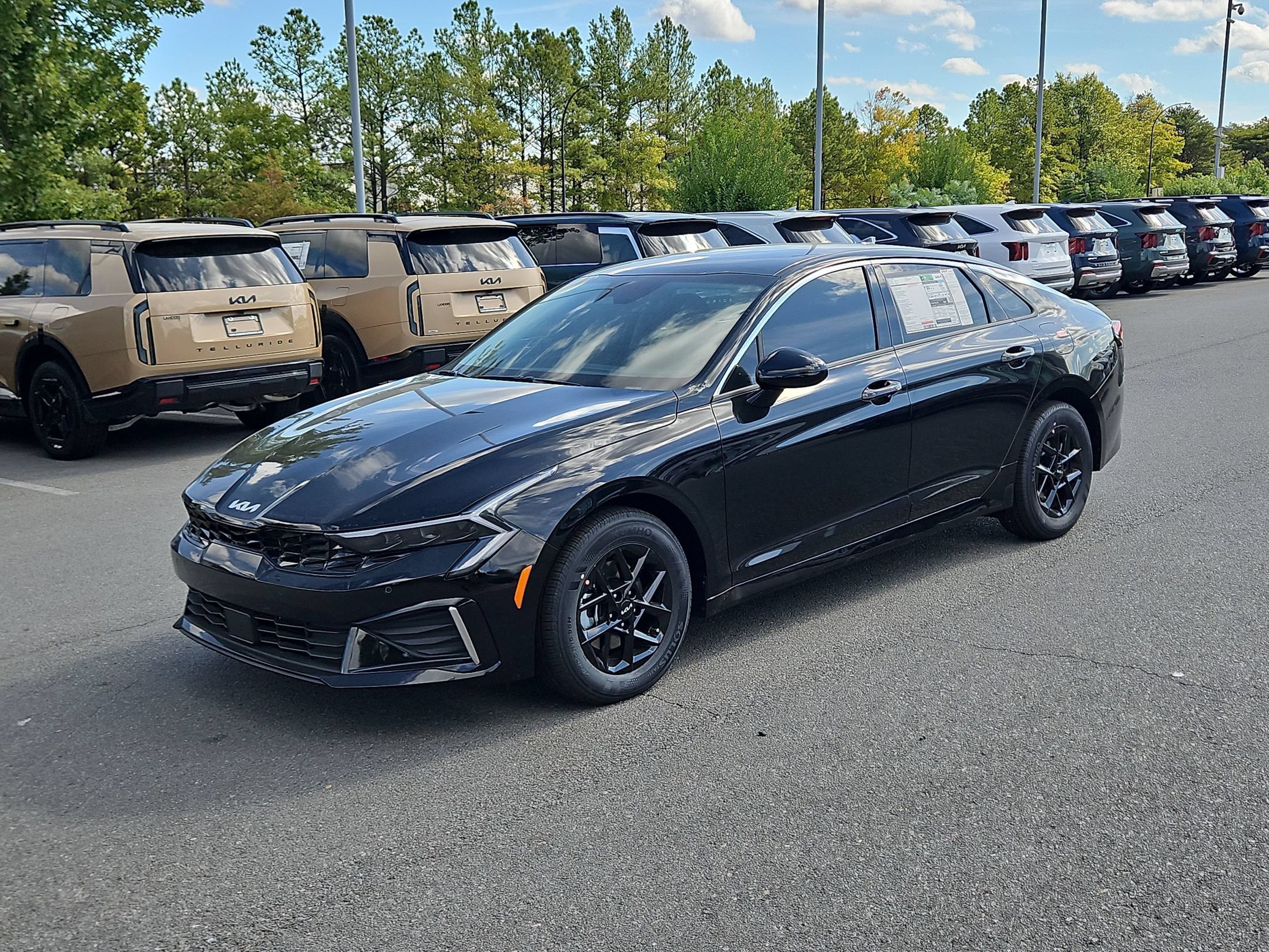 New 2026 Aurora Black Pearl Kia LXS image 3