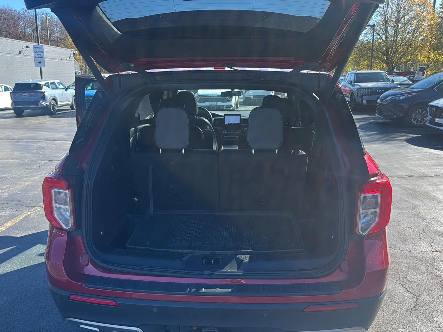 Used 2020 Rapid Red Metallic Tinted Clearcoat Ford XLT image 22