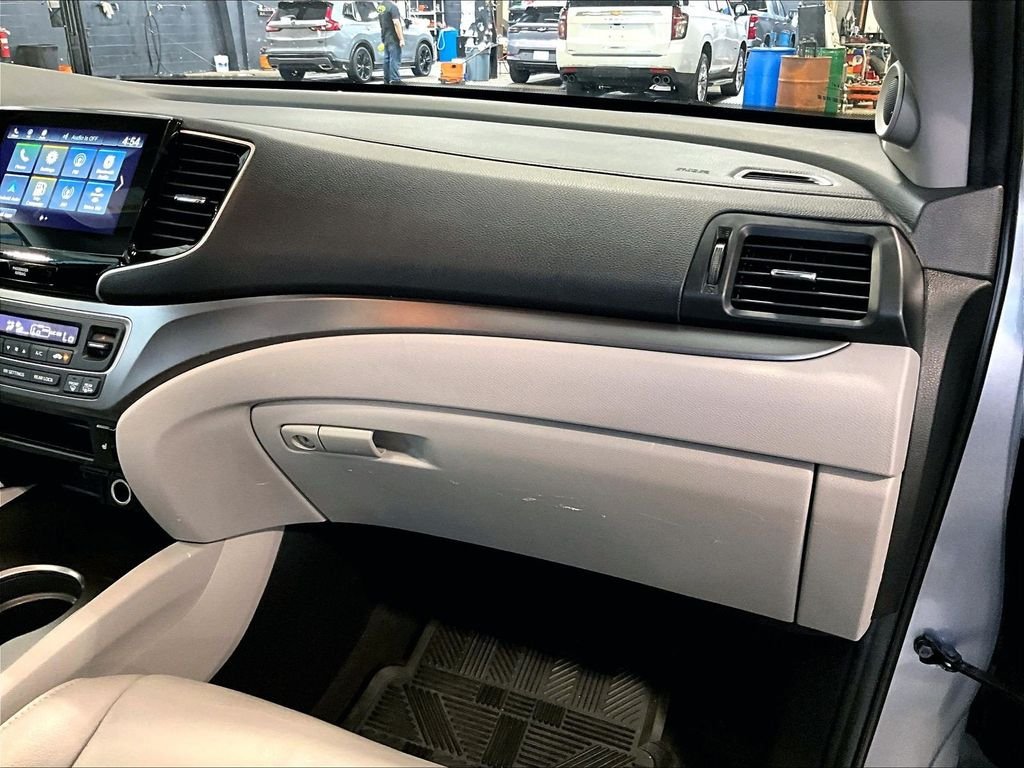 Used 2019 Gray Honda EX-L image 13