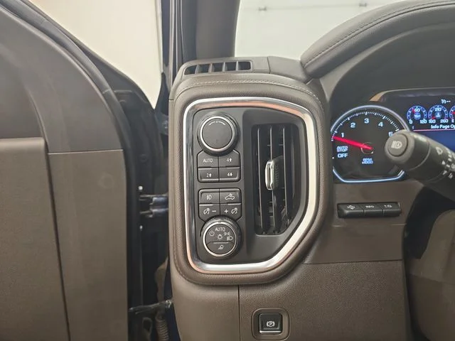 Used 2019 Northsky Blue Metallic Chevrolet LTZ image 35