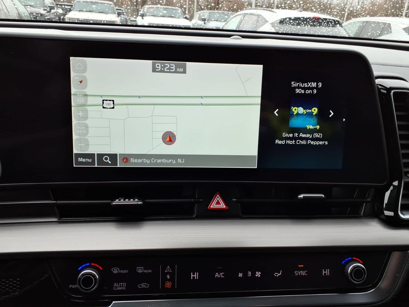 2023 Kia Sportage EX - Photo 16