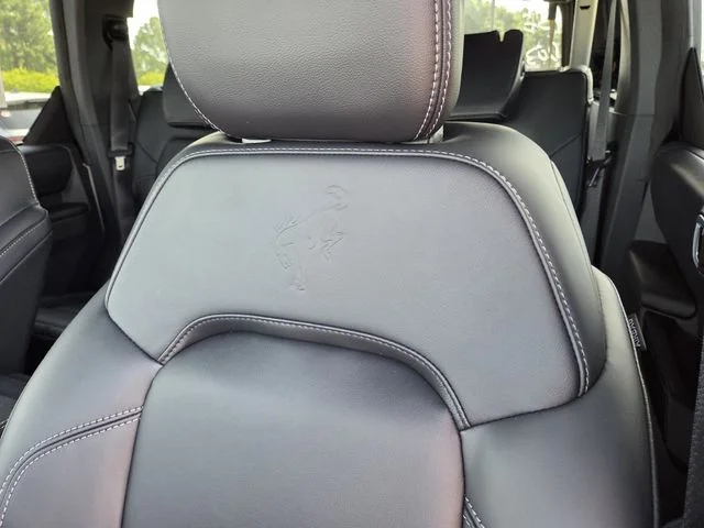 New 2026 Avalanche Gray Ford Outer Banks® image 33