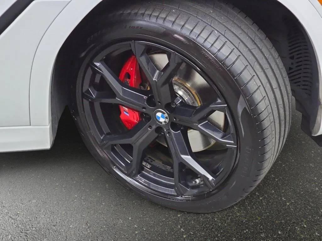 Used 2022 White BMW xDrive40i image 33