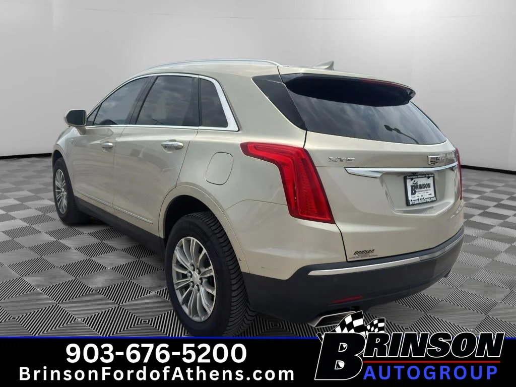 Used 2017 Silver Coast Metallic Cadillac Luxury FWD image 7