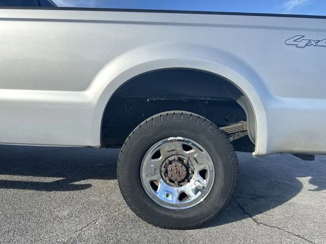 Used 2008 Silver Ford XLT image 10