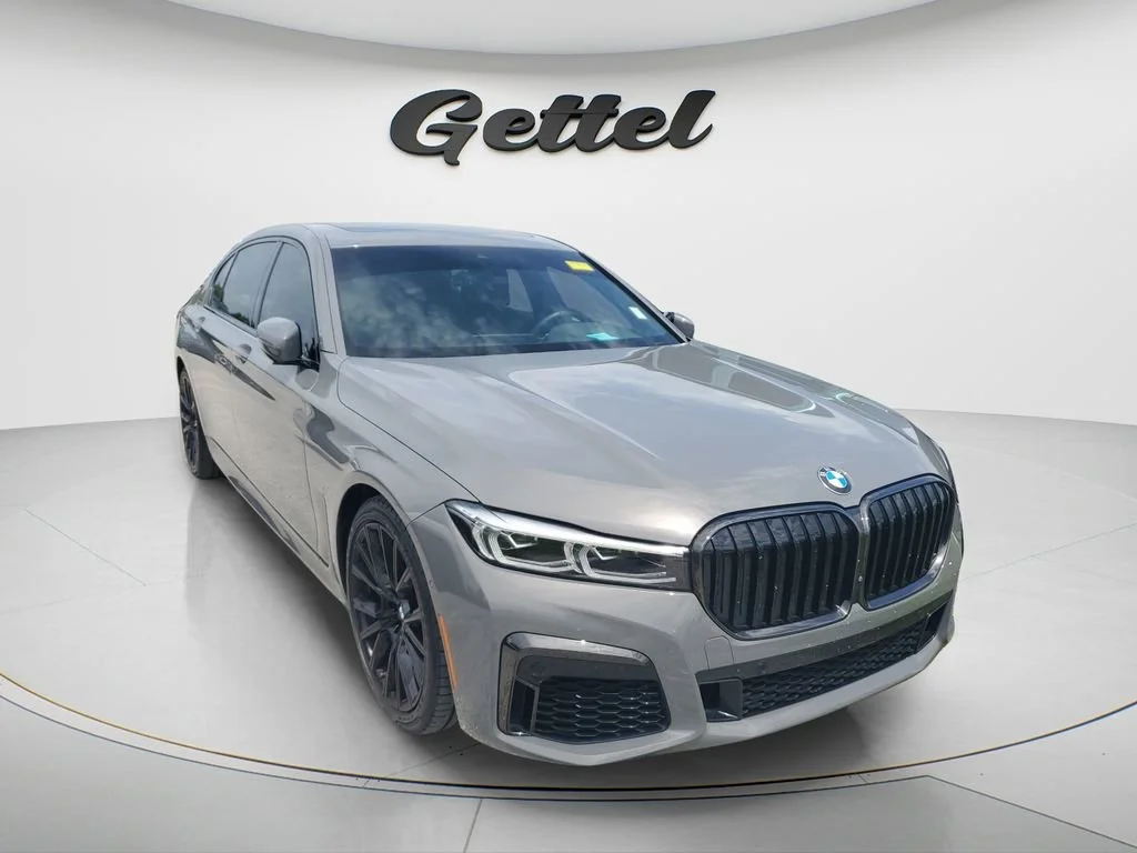 Used 2022 Gray BMW i image 3