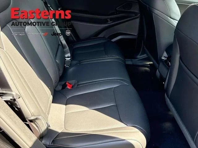 New 2026 Diamond Black Crystal Pearl-Coat Exterior Paint Jeep 85th Anniversary image 22