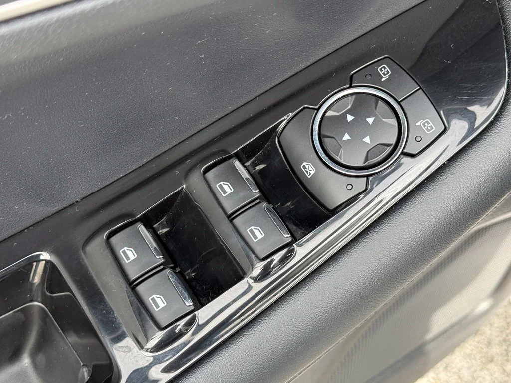 Used 2017 White Ford SEL image 15