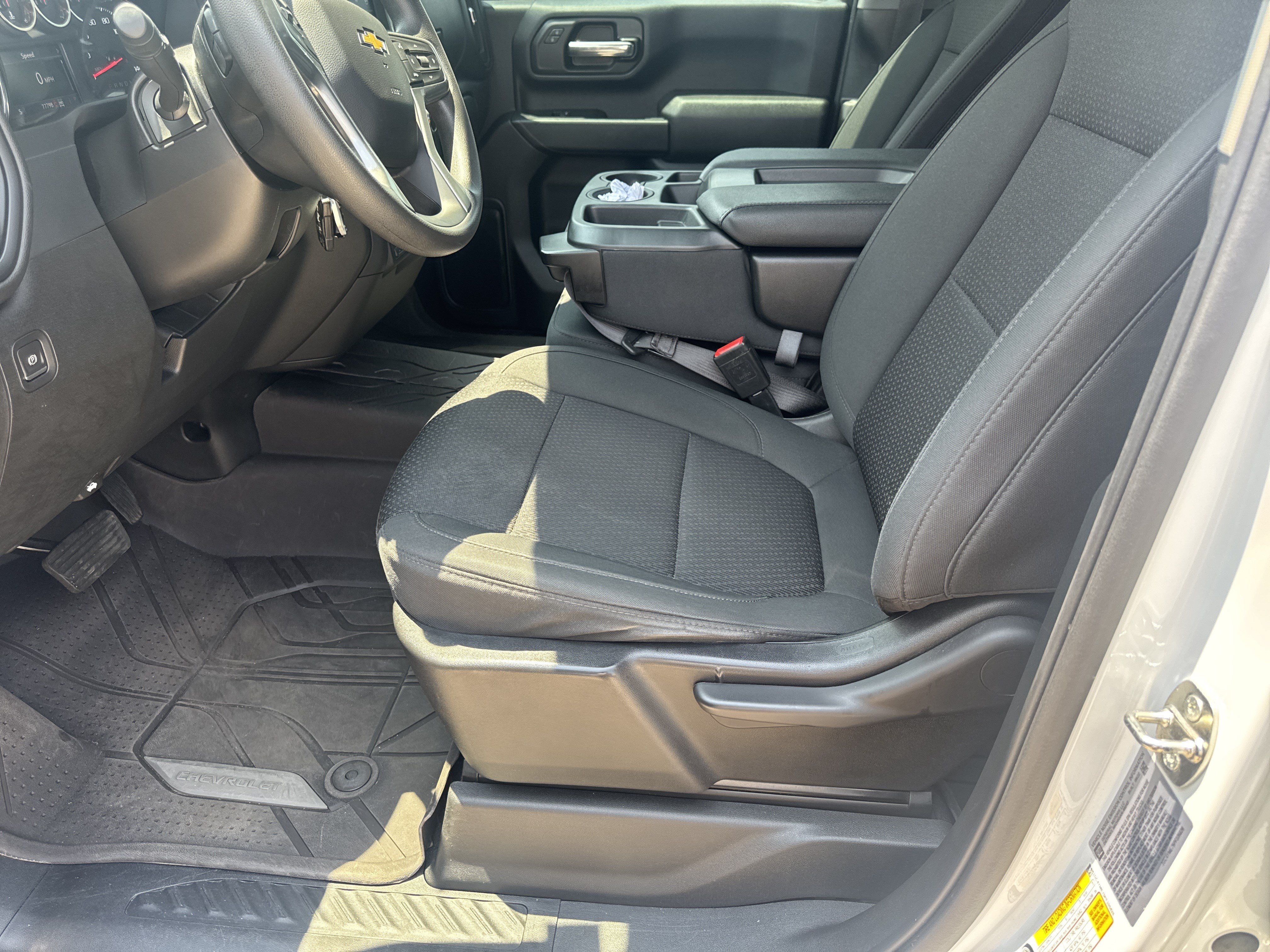 2023 Chevrolet Silverado 2500HD Custom - Photo 11