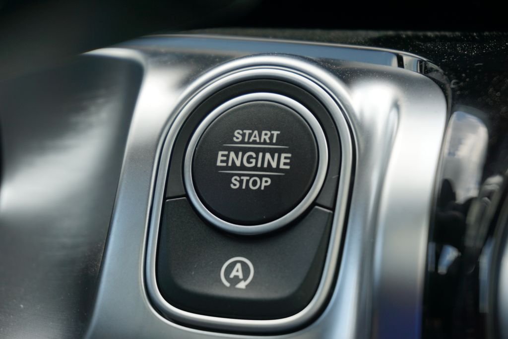 2025 Mercedes-Benz GLB Base - Photo 31