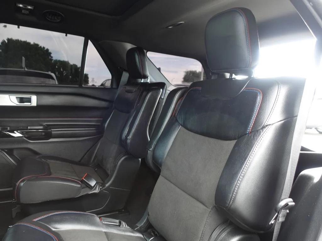 Used 2023 Silver Metallic Ford ST image 23