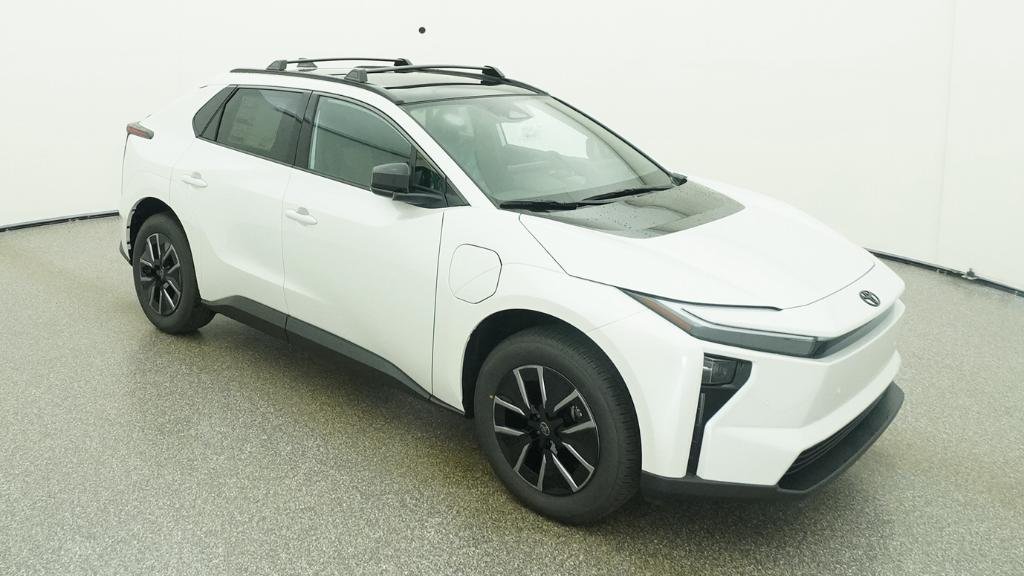 New 2026 Wind Chill Pearl Toyota XLE image 49