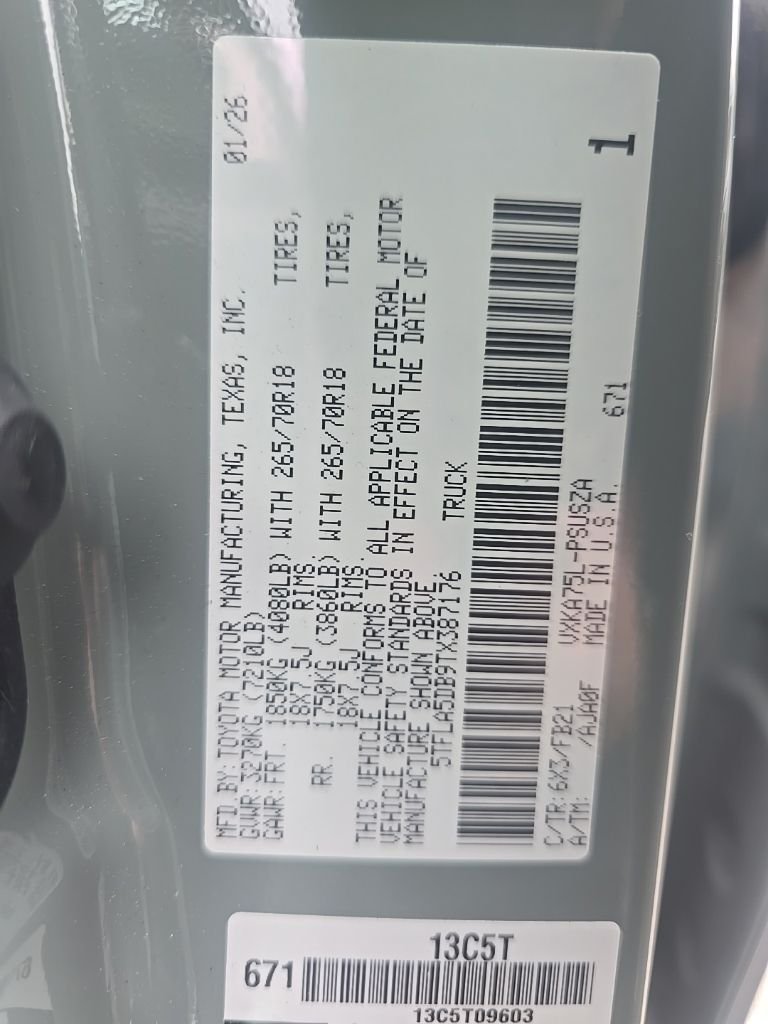 Used 2026  Toyota SR5 image 13