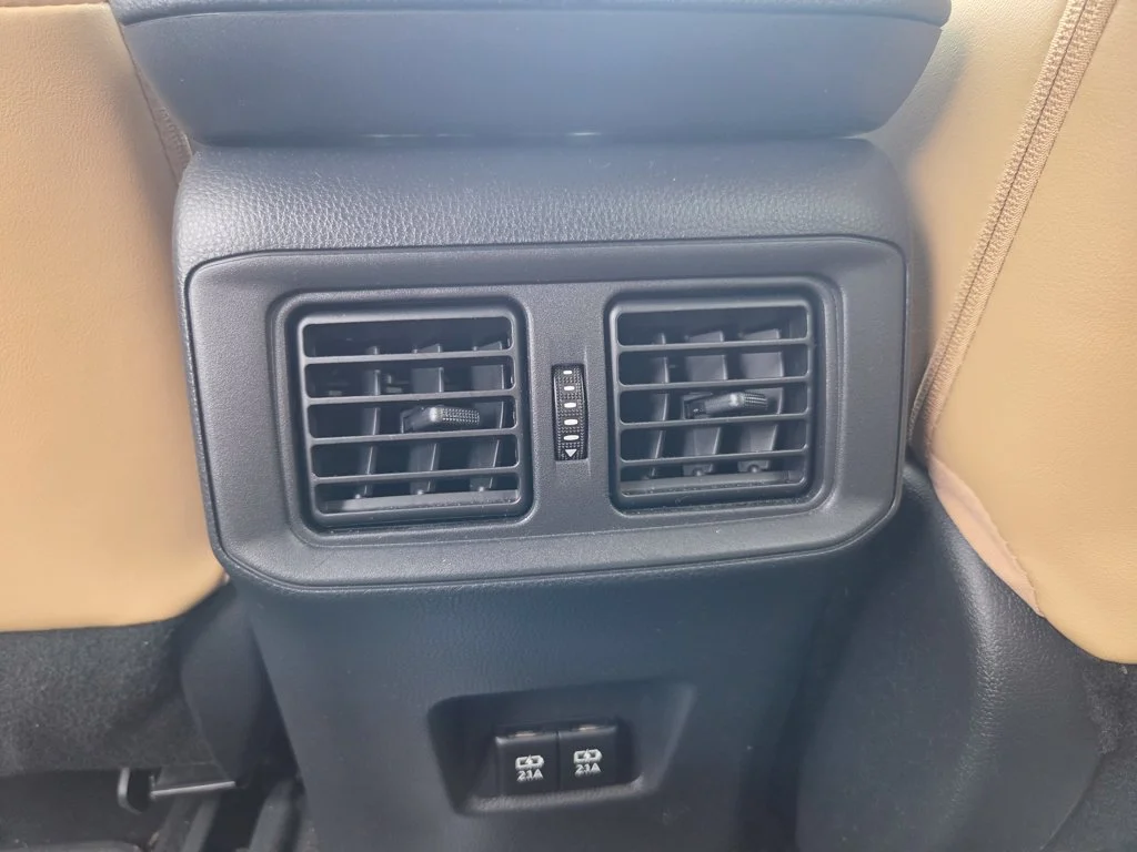 Used 2019  Toyota Limited image 24