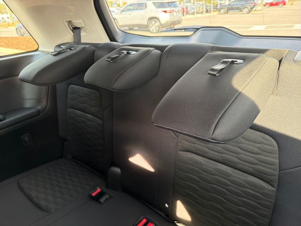 New 2026 Nissan Pathfinder SV 4D Sport Utility