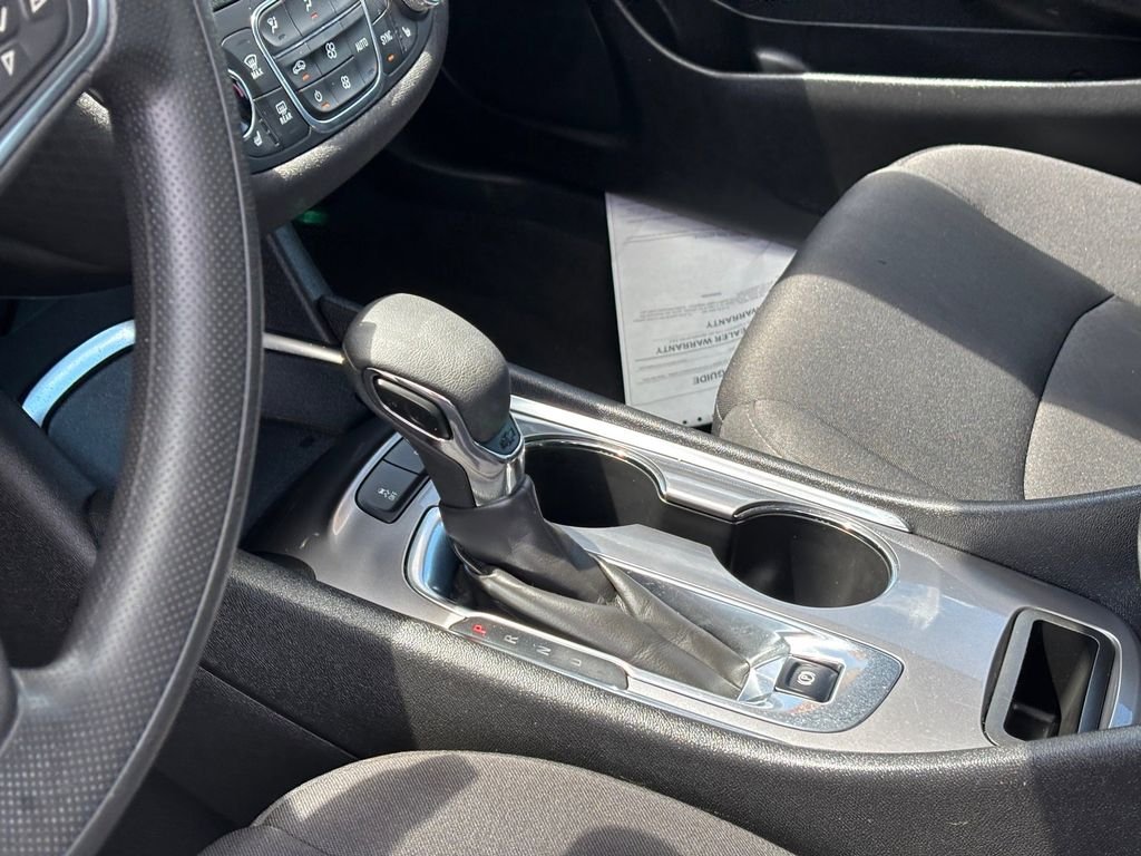 2024 Chevrolet Malibu 1LT - Photo 12