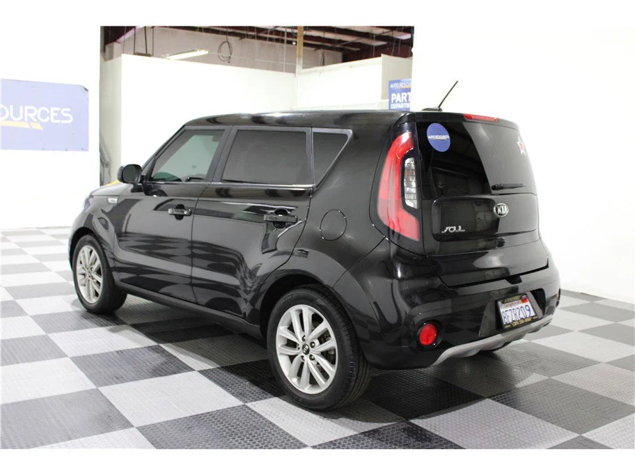 Used 2019 Shadow Black Kia + image 6