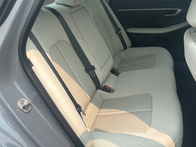 Used 2024 Blue Hyundai SEL image 23